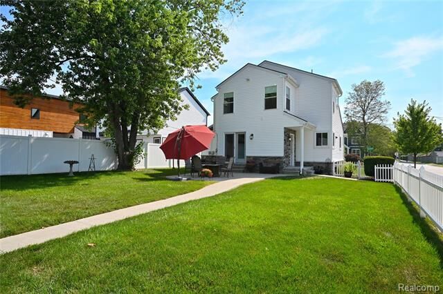 Property Photo: 3803 Linwood Avenue MI 48073