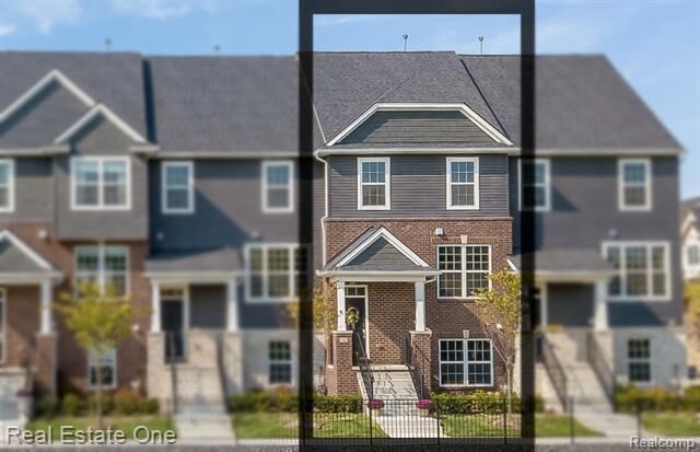 Property Photo: 309 N Sydney Court MI 48170