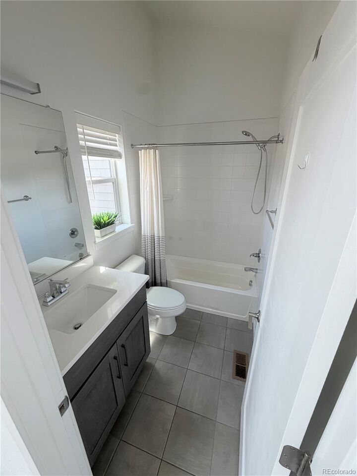 Property Photo:  8711 E Hampden Avenue 4  CO 80231 