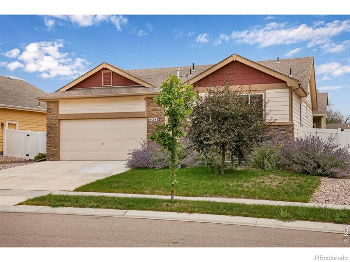 Property Photo: 928 Barasingha Street CO 80550