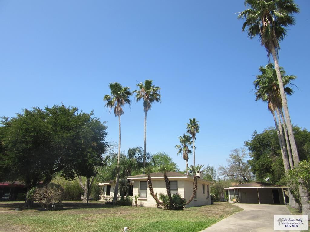 Property Photo:  902 E Parkwood Dr  TX 78550 