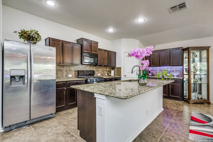 Property Photo:  10415 Rhyder Rdg  TX 78254 