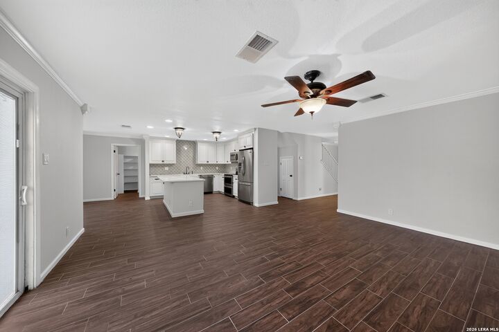 Property Photo: 6943 Scenic Sunset TX 78249