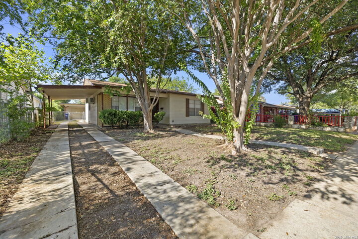 Property Photo:  331 W Academy  TX 78226 