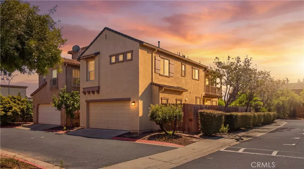 Property Photo:  843 Orchid  CA 93455 