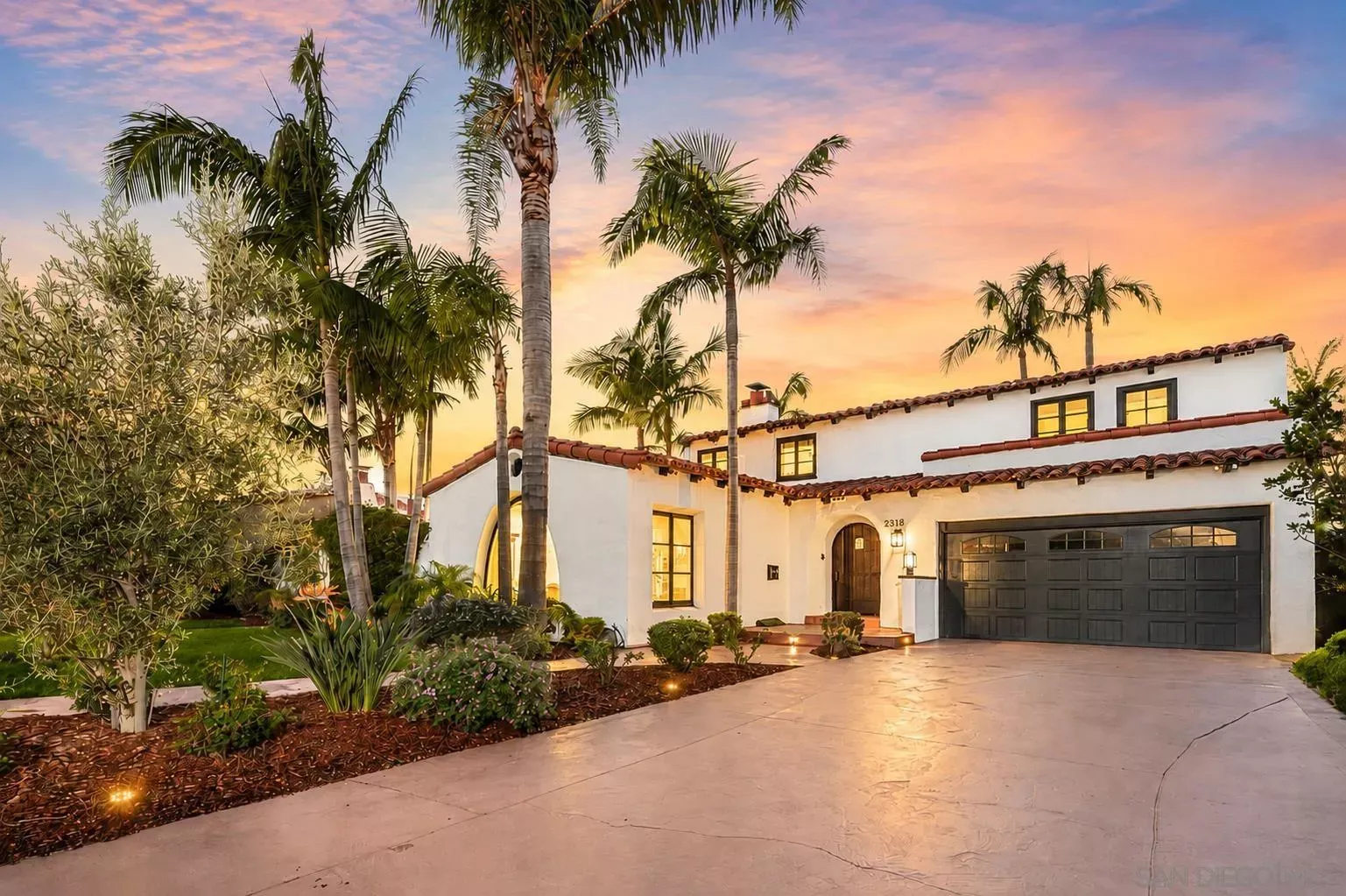 Property Photo:  2318 Plum St  CA 92106 