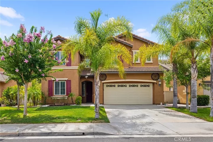 Property Photo: 46101 Sharon CA 92592