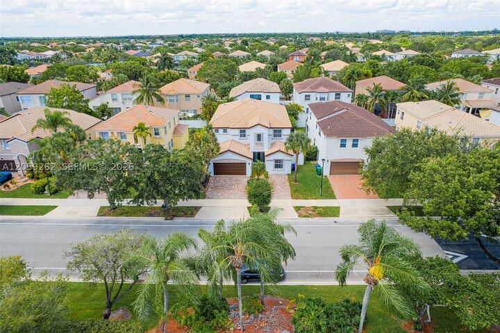 Property Photo: 15699 SW 54th Ct FL 33027
