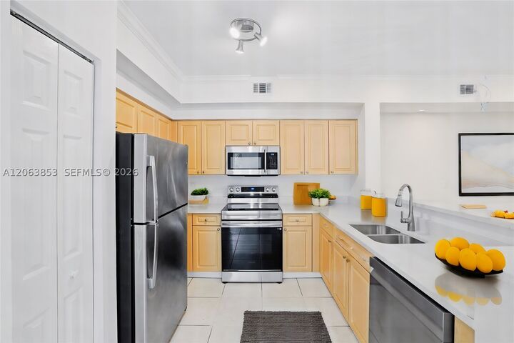 Property Photo:  6831 SW 44th St 205  FL 33155 
