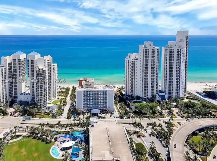 Property Photo:  19201 Collins Ave 545  FL 33160 