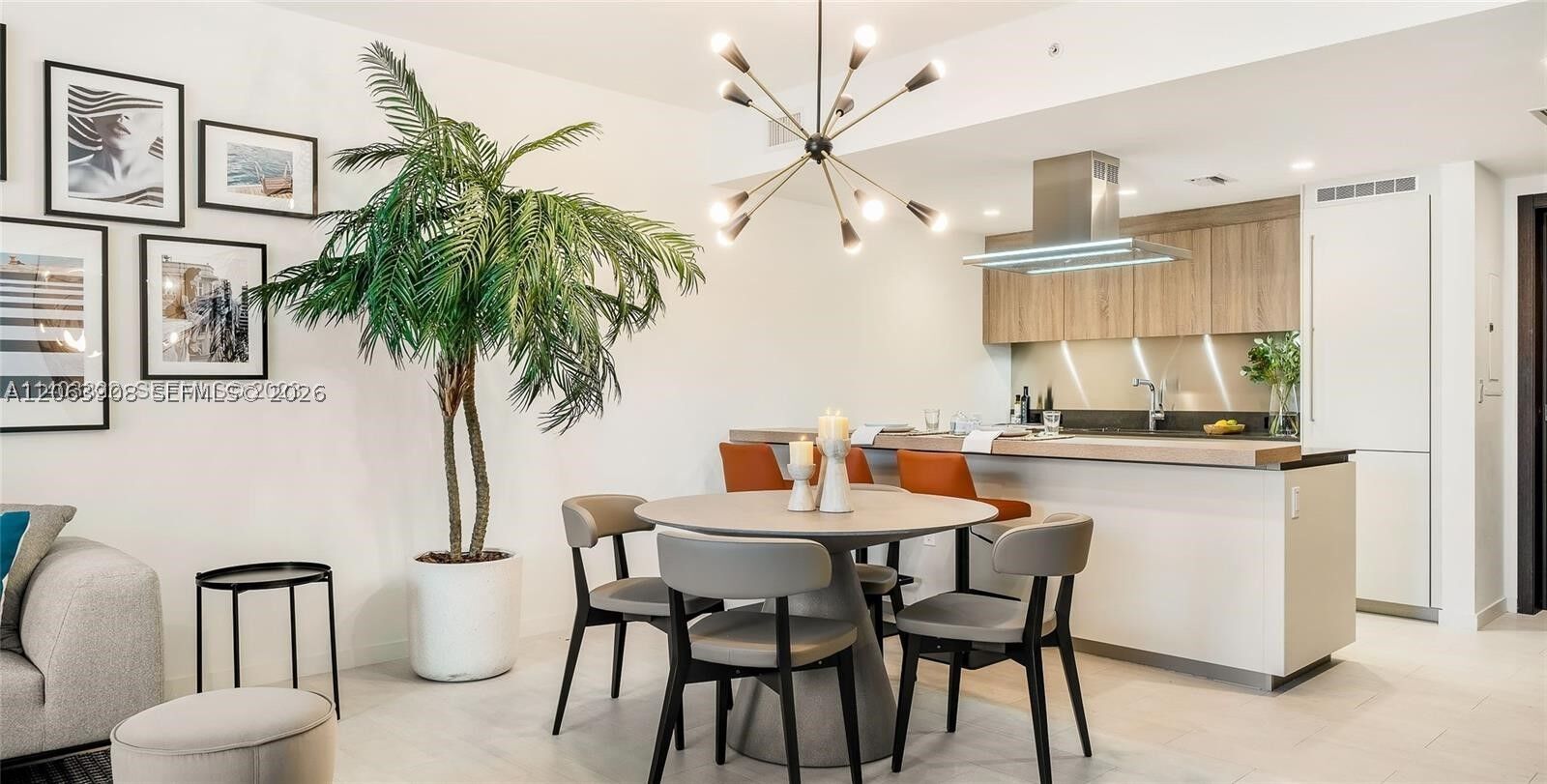 Property Photo: 1000 Brickell Plaza 2711 FL 33131