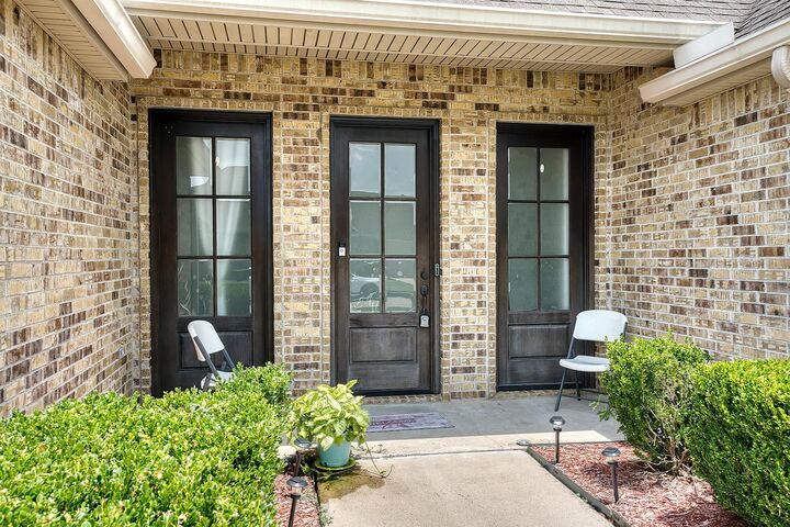 Property Photo: 7930 Sweetbay TX 77707