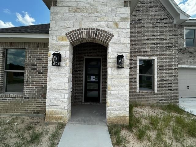 Property Photo:  1995 Brenner Blvd  TX 77657 
