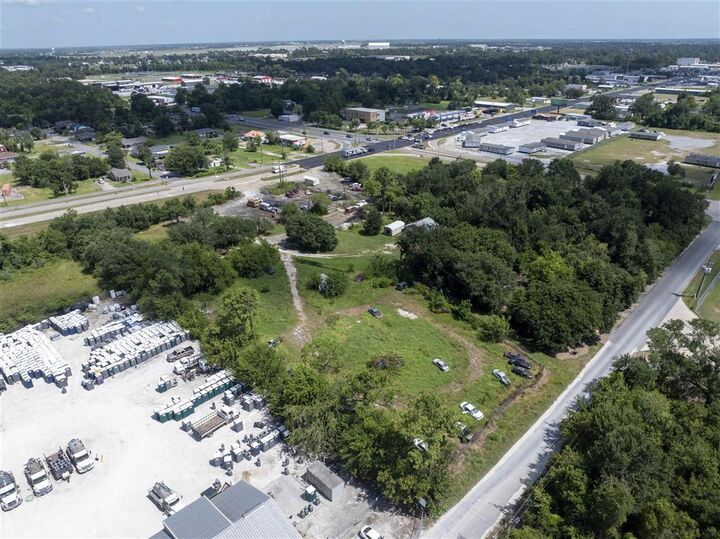 Property Photo:  300 Hwy 171  LA 70601 