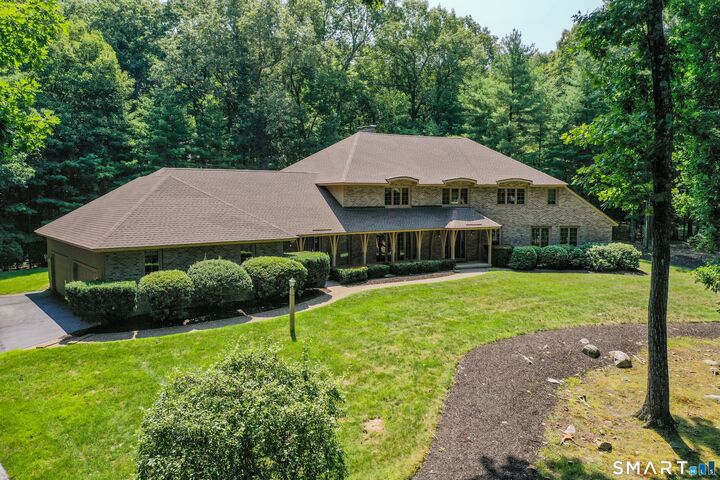 Property Photo:  33 Saxon Woods  CT 06001 