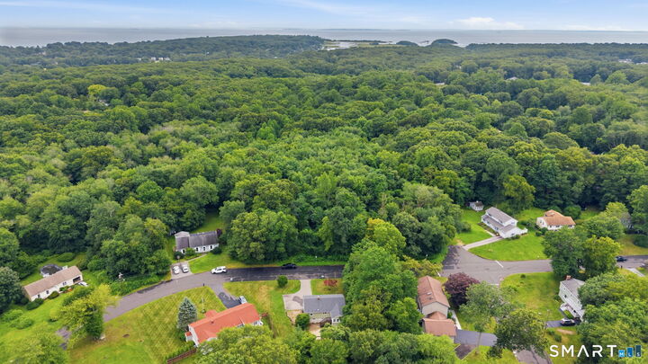 Property Photo: 20 South Cobblers Court CT 06357