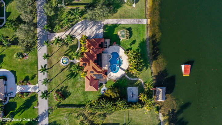 Property Photo: 5660 Lago Del Sol Drive FL 33467
