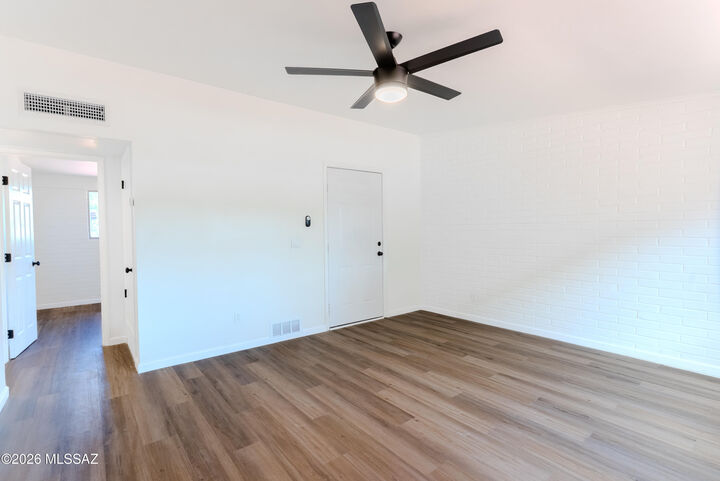 Property Photo: 310 W Santa Luisa Street AZ 85706