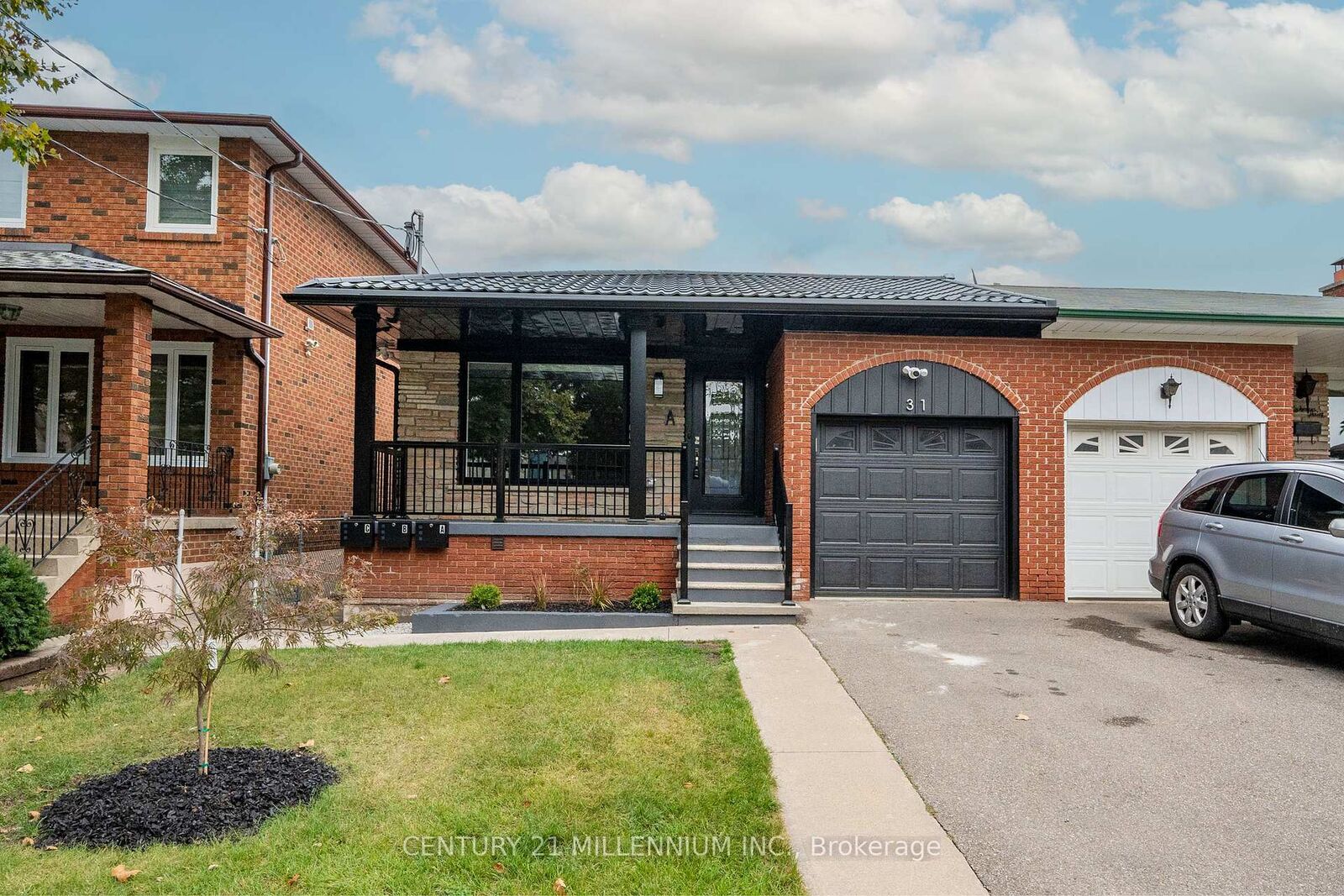 Property Photo: 31 Mariposa Avenue A ON M6N 4A1