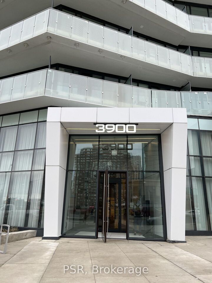 Property Photo: 3900 Confederation Parkway 2904 ON L5B 0M3