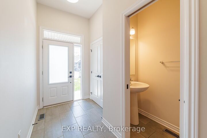 Property Photo:  120 Patchell Place  ON K0G 1J0 