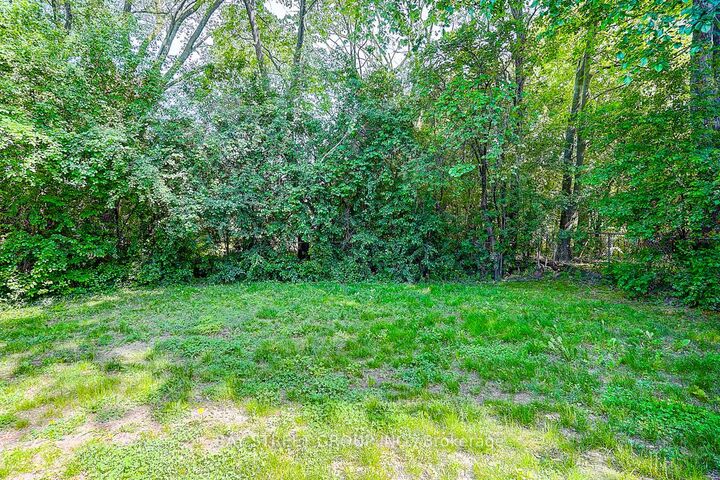 Property Photo:  336 Betty Ann Drive  ON M2R 1B3 