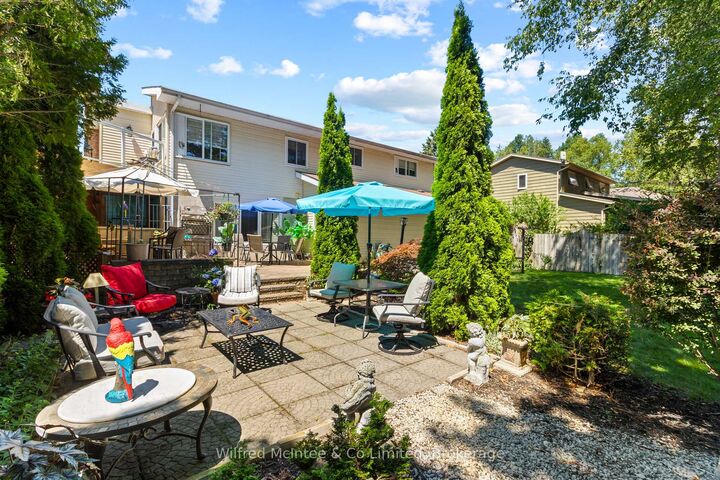 298 Albert Street S — photo 1
