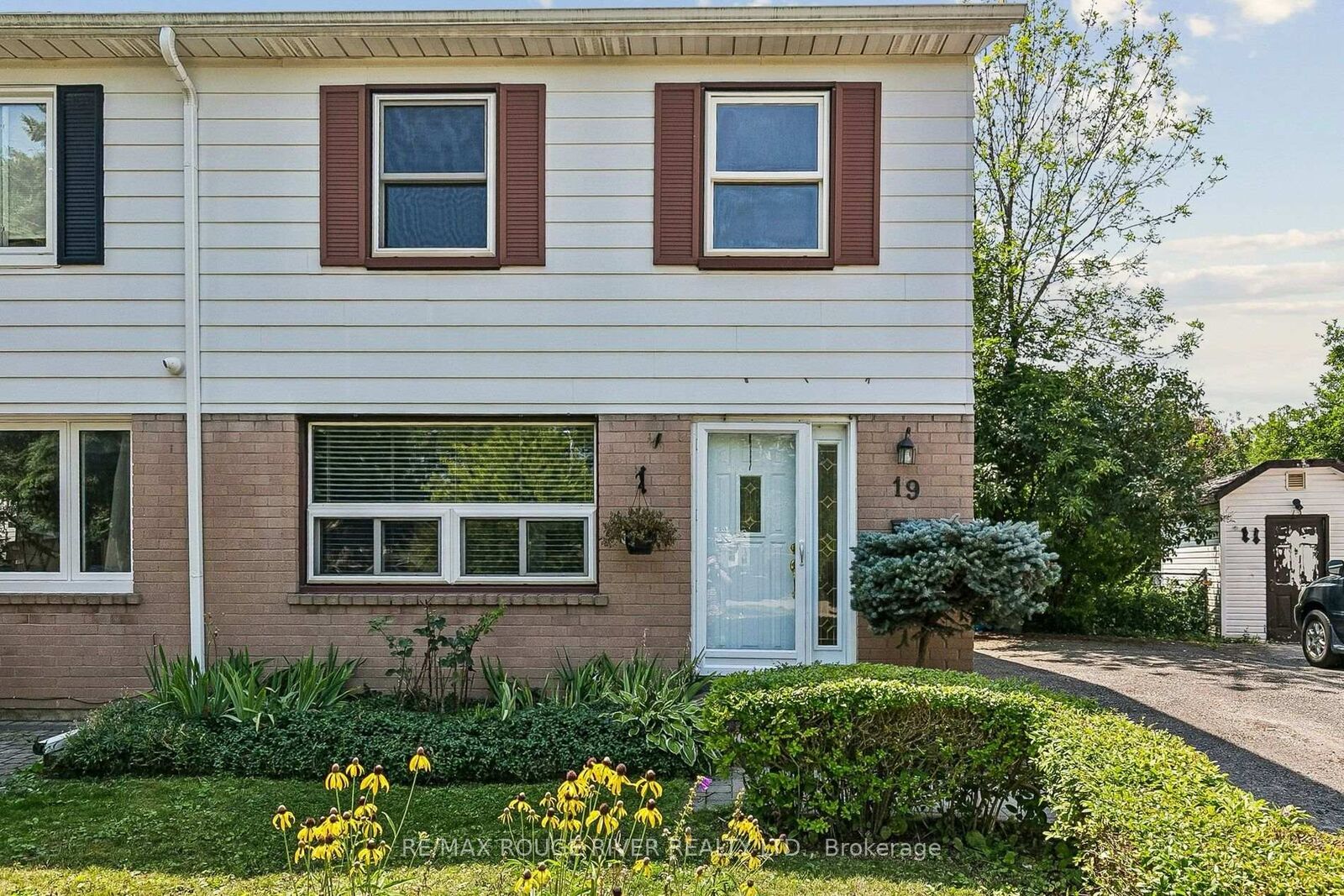 Property Photo: 19 Tinbury Place ON M1B 1J7