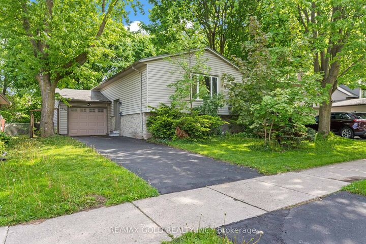 Property Photo:  1588 Aldersbrook Road  ON N6G 2Z3 