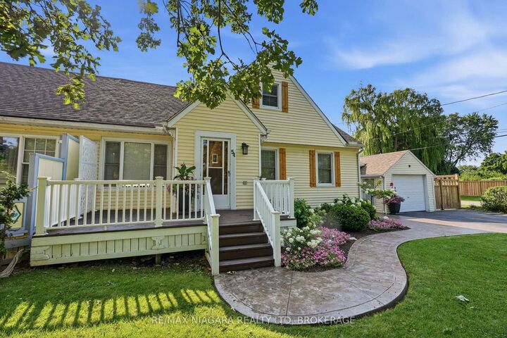 Property Photo:  54 Fairview Road  ON L3M 3L5 