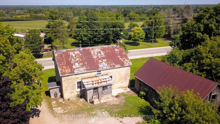 Property Photo:  585 Fallbrook Road  ON K0G 1A0 