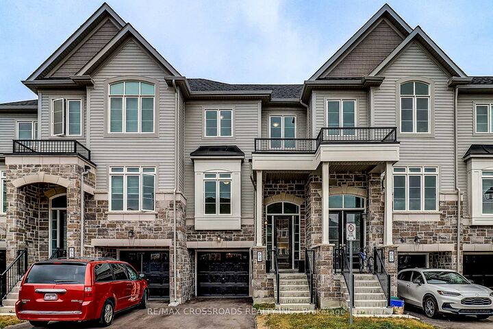 64 Lyall Stokes Circle — photo 1