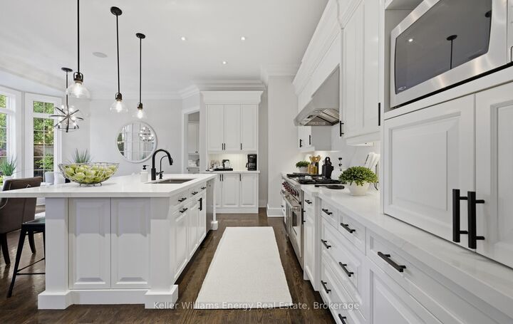 7 Woodington Court — photo 1