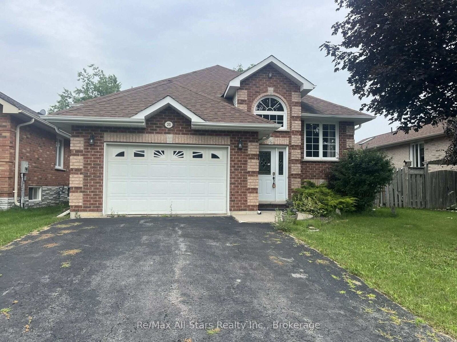 Property Photo: 20 Eakins Crescent ON K9V 6J9