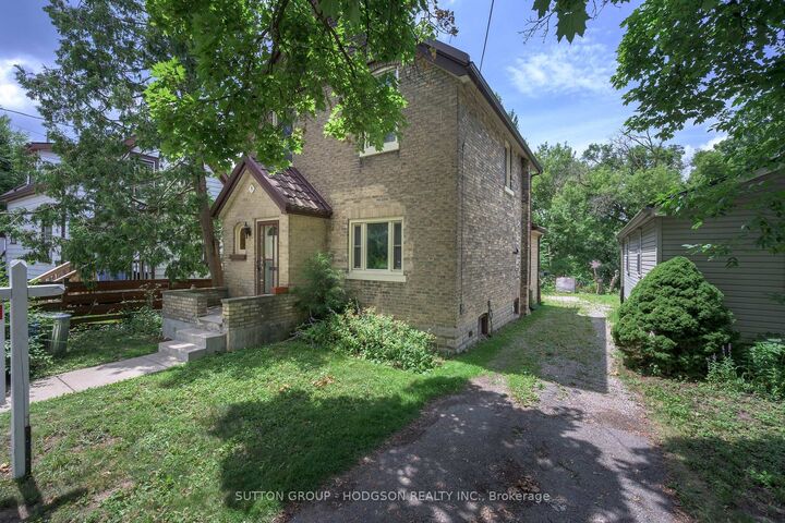 Property Photo:  3 Johnston Street  ON N6J 2R6 