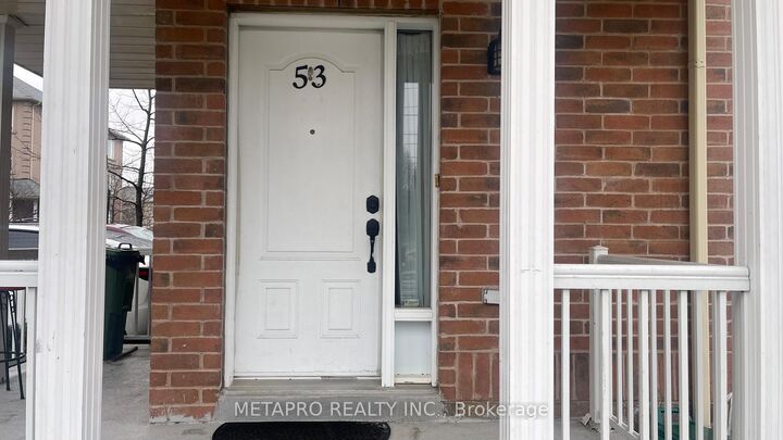 Property Photo:  3061 Finch Avenue W 4th Room In Unit 53  ON M9M 0A7 