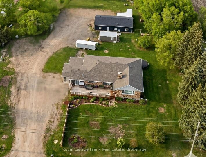 Property Photo: 241 Bellevue Drive ON K8N 4Z5