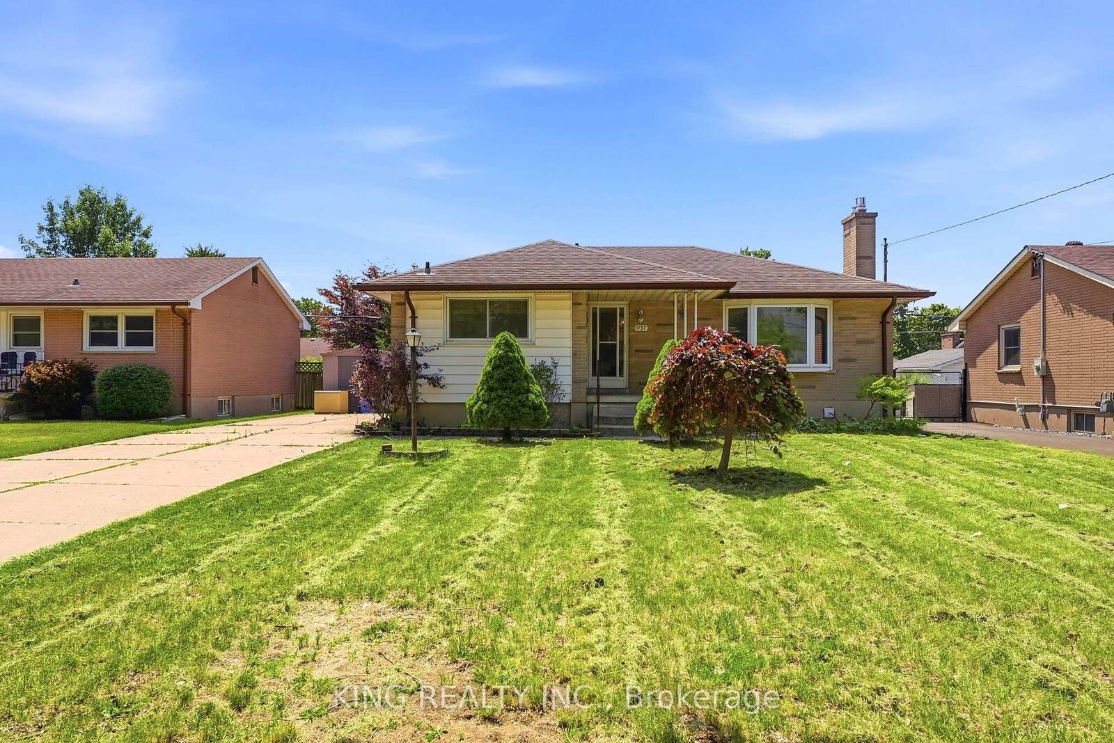Property Photo: 1737 Wavell Street ON N5W 2E2