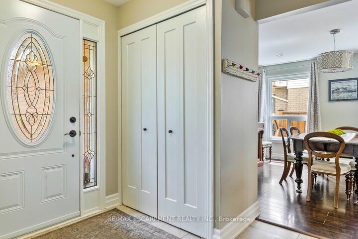 Property Photo:  86 Northampton Street  ON L6S 3Y7 