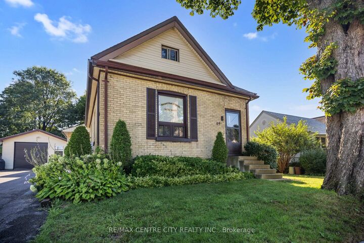 64 Linwood Street — photo 1