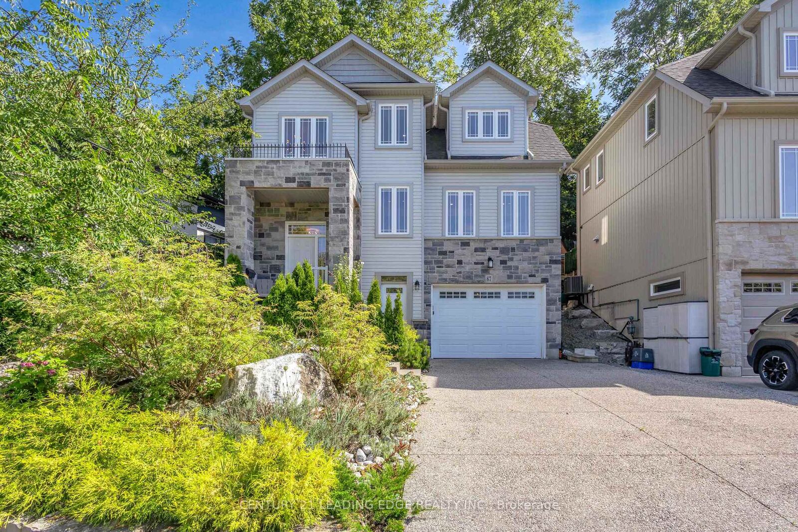 Property Photo: 67 Bradley Street ON L2T 1R5