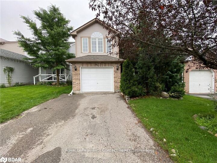Property Photo: 41 Copeman Crescent ON L4N 8B5