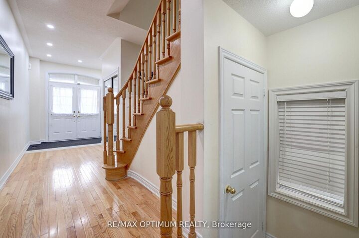 Property Photo:  21 Saint Eugene Street  ON L6Y 0N5 