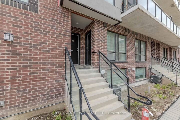Photo de la propriété:  871 Sheppard Avenue W 46  ON M3H 0E8 