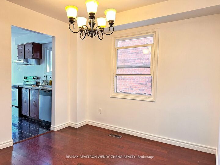 Property Photo: 400 Huntsmill Boulevard ON M1W 3R5