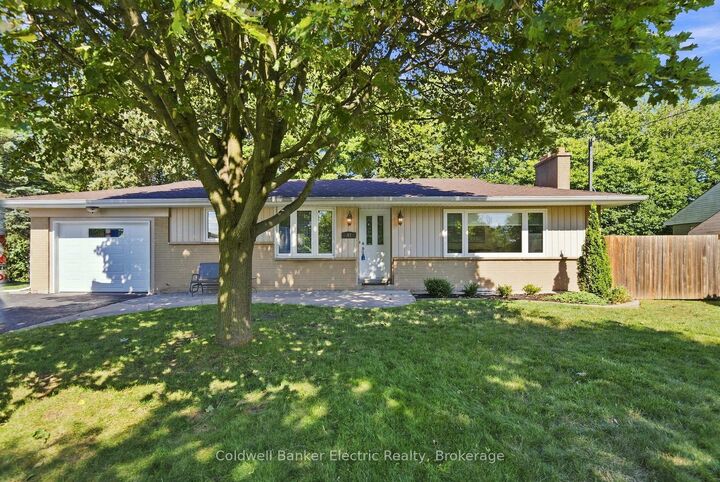 Property Photo: 47 Grandview Street N ON L1G 6N6