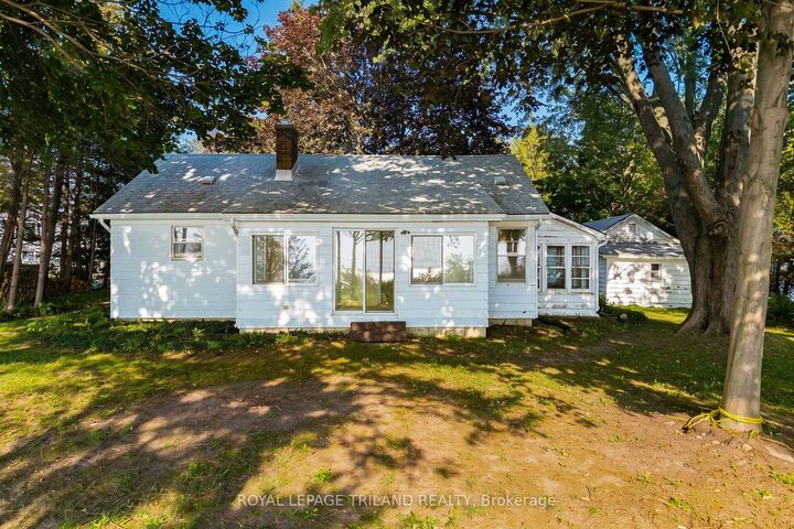 Property Photo:  72443 Bluewater Highway  ON N0M 2T0 