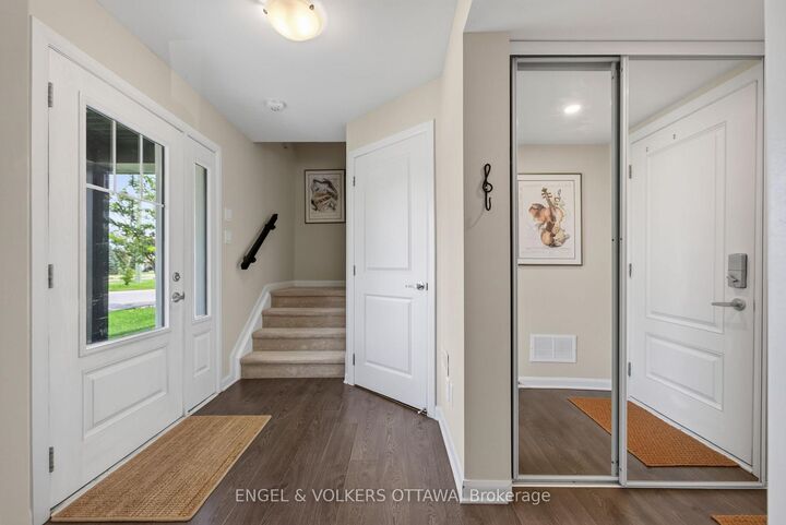 Property Photo:  547 Clemency Crescent  ON K2J 6R7 