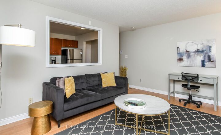 Property Photo:  276 Carruthers Avenue A  ON K1Y 1N9 