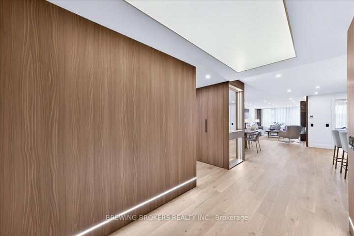 Property Photo: 3600 Yonge Street 737 ON M4N 2N6